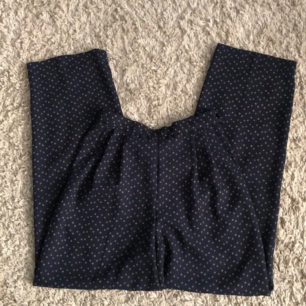 "LIZ Claiborne Wide-Leg Pleated Trousers – Flowy & Elegant Size 8 P160
